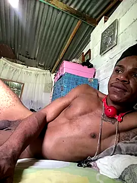 Snapshot of ElNegroRony chatting on 12.02.24 ElNegroRony online show from 12.02.24