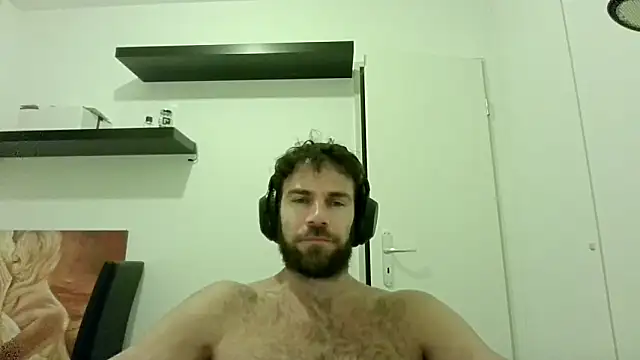 alpha-hunk online show from 10.18.25