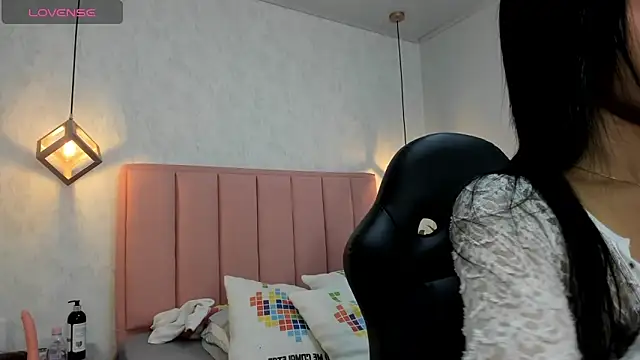 Snapshot of MAYROBERTSS chatting on 01.16.25 MAYROBERTSS online show from 01.16.25