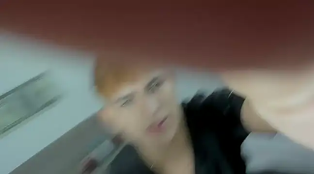 Snapshot of Lyam_ap chatting on 12.04.24 Lyam ap online show from 12.04.24