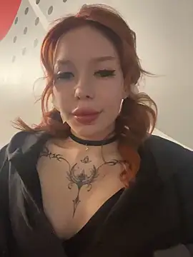 Snapshot of babydolll chatting on 12.16.24 babydolll online show from 12.16.24