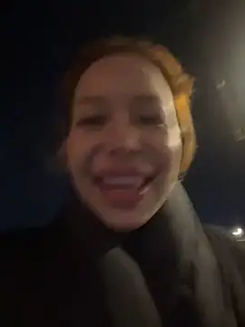 Snapshot of babydolll chatting on 03.15.25 babydolll online show from 03.15.25