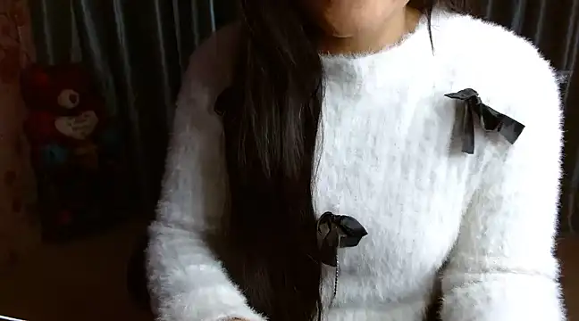 Snapshot of Zonayesha chatting on 01.18.25 Zonayesha online show from 01.18.25