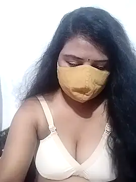 Snapshot of Dr_Chhaya chatting on 11.03.25 Dr Chhaya online show from 11.03.25