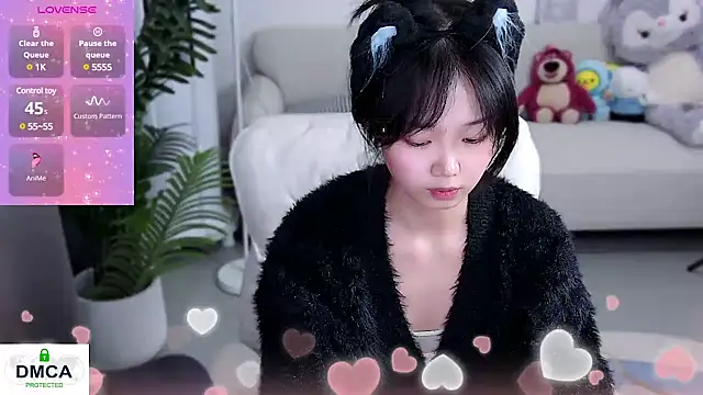 Snapshot of Sheep-1 chatting on 03.22.25 Sheep-1 online show from 03.22.25