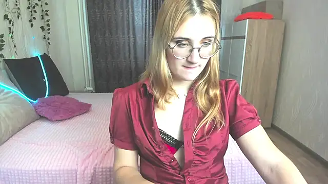 Miss Elsa  online show from 01.22.25