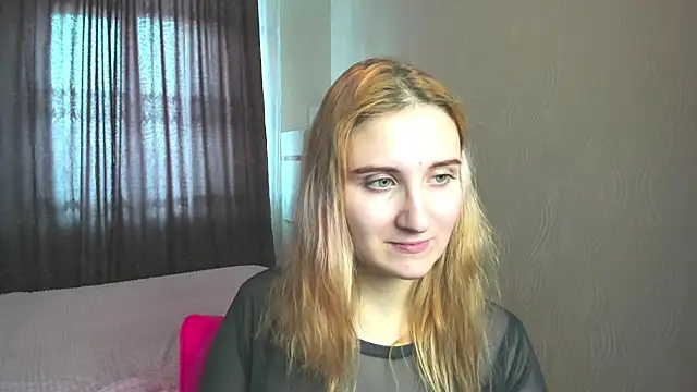 Miss Elsa  online show from 02.22.25