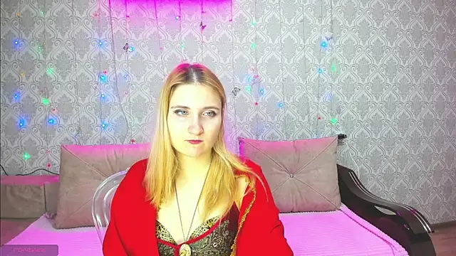 Miss Elsa  online show from 03.18.25