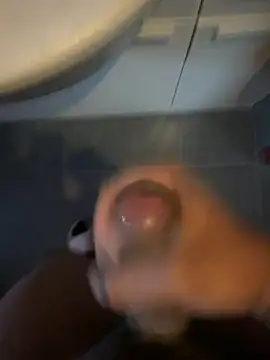 meandyou01 online show from 02.13.25