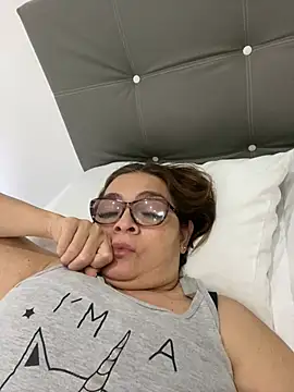 AntonellaAlondra4 online show from 01.15.25