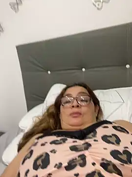 AntonellaAlondra4 online show from 02.25.25