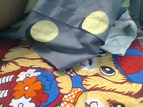 Snapshot of Crazy-Couple-Line chatting on 10.28.25 Crazy-Couple-Line online show from 10.28.25