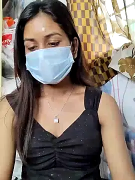 Snapshot of its_sophiaa chatting on 12.21.24 its sophiaa online show from 12.21.24