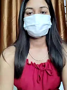 Snapshot of its_sophiaa chatting on 01.04.25 its sophiaa online show from 01.04.25