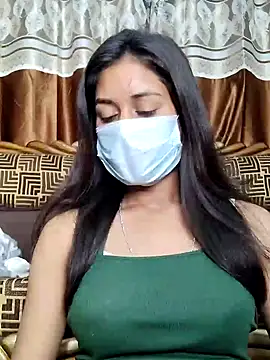 Snapshot of its_sophiaa chatting on 01.07.25 its sophiaa online show from 01.07.25