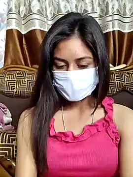 Snapshot of its_sophiaa chatting on 01.12.25 its sophiaa online show from 01.12.25