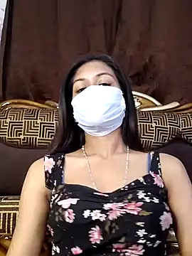 Snapshot of its_sophiaa chatting on 01.17.25 its sophiaa online show from 01.17.25