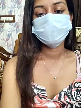 Snapshot of its_sophiaa chatting on 02.24.25 its sophiaa online show from 02.24.25