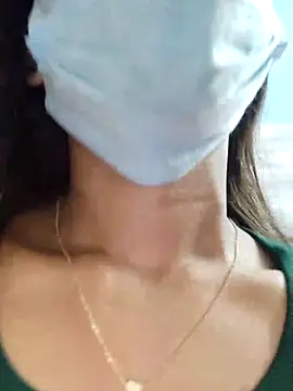 Snapshot of its_sophiaa chatting on 03.17.25 its sophiaa online show from 03.17.25
