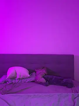 lunawolf21 online show from 12.27.24