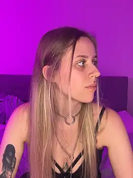 lunawolf21 online show from 01.09.25