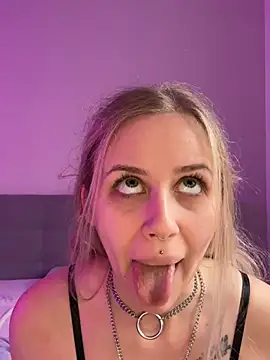 lunawolf21 online show from 02.09.25