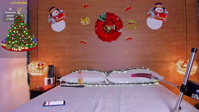 gisellove1 online show from 12.30.24