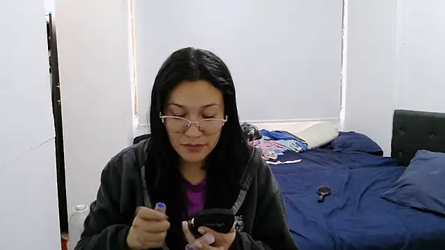 luxandracon23 online show from 10.02.25