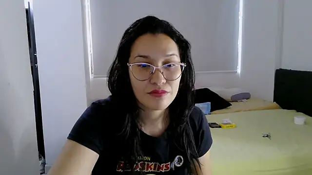 luxandracon23 online show from 10.10.25