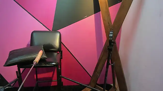 Snapshot of BDSM_Fetish chatting on 02.24.25 BDSM Fetish online show from 02.24.25
