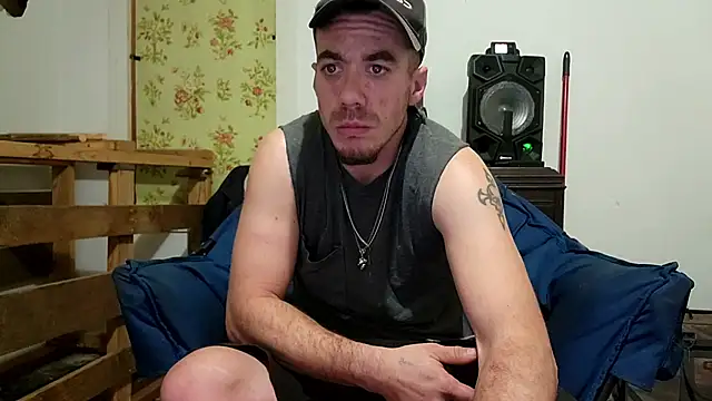 Snapshot of ScubaStevex chatting on 12.18.24 ScubaStevex online show from 12.18.24