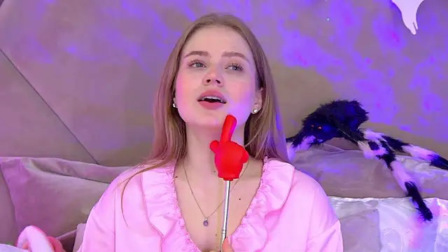 SelinSwarovski online show from 10.23.25