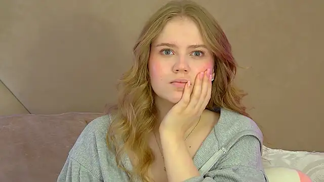 SelinSwarovski online show from 11.03.25