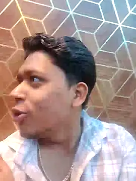 Snapshot of sailord chatting on 02.10.25 sailord online show from 02.10.25