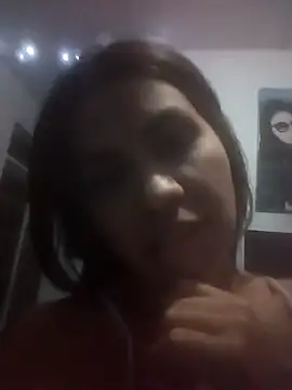 Snapshot of 02julieta chatting on 12.20.24 02julieta online show from 12.20.24