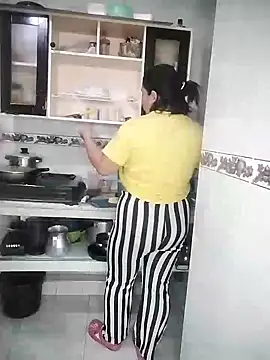 Snapshot of Marilin_Jessie chatting on 01.29.25 Marilin Jessie online show from 01.29.25