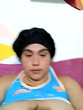 Snapshot of Marilin_Jessie chatting on 10.18.25 Marilin Jessie online show from 10.18.25