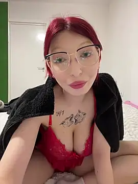 Snapshot of Alissa_kiss chatting on 02.11.25 Alissa kiss online show from 02.11.25