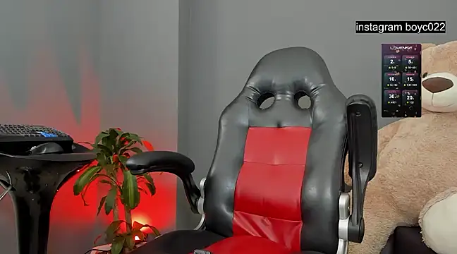 boyc022  online show from 01.17.25