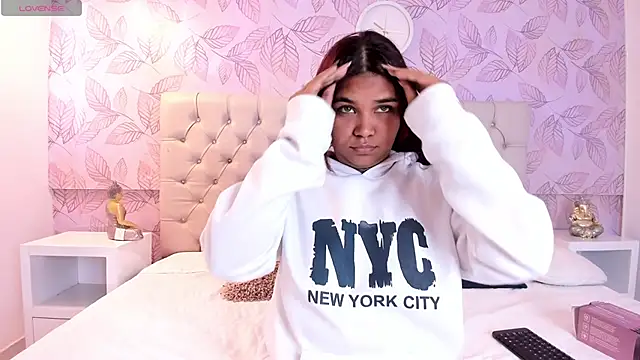 Carolina Evanss online show from 02.01.25