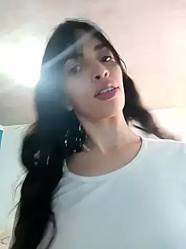 Snapshot of dholcee chatting on 12.31.24 dholcee online show from 12.31.24