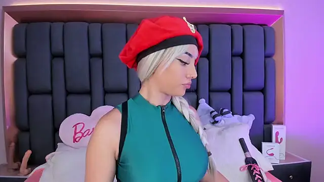 Snapshot of MadissonRey chatting on 03.16.25 MadissonRey online show from 03.16.25