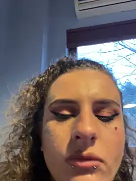 Snapshot of BlazyKitsune- chatting on 03.22.25 BlazyKitsune- online show from 03.22.25