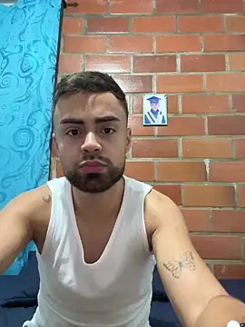 Snapshot of dickhorny_69 chatting on 12.10.24 dickhorny 69 online show from 12.10.24