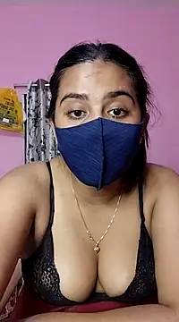 Snapshot of lovely-tanu chatting on 03.08.25 lovely-tanu online show from 03.08.25