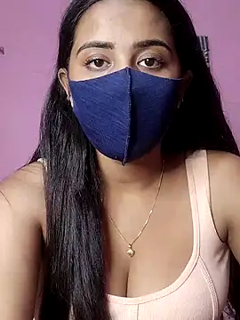 Snapshot of lovely-tanu chatting on 03.22.25 lovely-tanu online show from 03.22.25