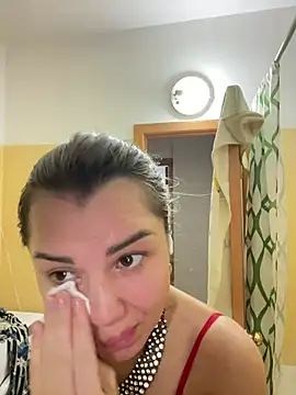 MiraMiss online show from 02.25.25