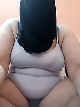 Snapshot of big_yoyo chatting on 02.17.25 big yoyo online show from 02.17.25