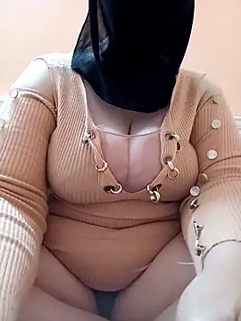 Snapshot of big_yoyo chatting on 02.18.25 big yoyo online show from 02.18.25