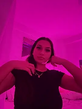 lissa yasemin online show from 12.04.24